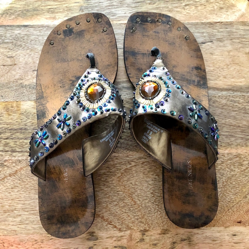 Vintage Bronze Decorative Sandals Size 6.5 - Picture 4 of 9